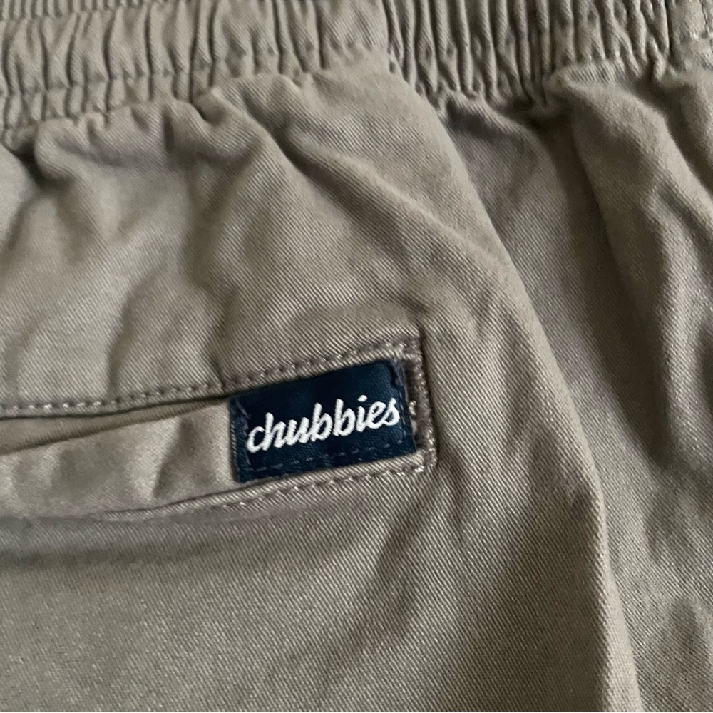 Chubbies men Elastic Waist Shorts size extra large 5.5” inseam - Picture 3 of 5